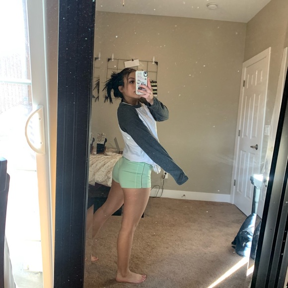 Long sleeve tee - Picture 2 of 2